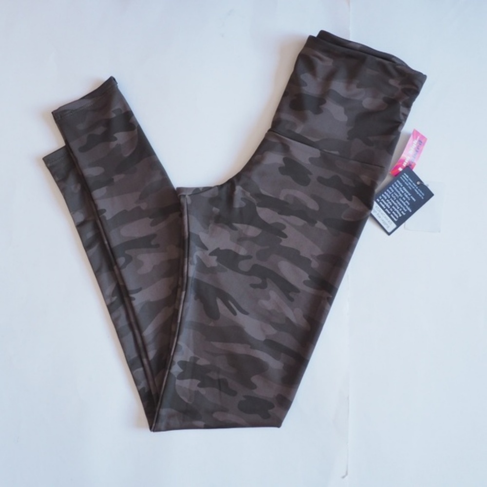 SOLD-ONZIE High Rise Leggings - MOSS CAMO - Picture 6 of 8